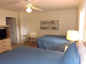 Brunswick Plantation Resort and Golf Villas 2302L in the Heart of NC Seafood Country studio